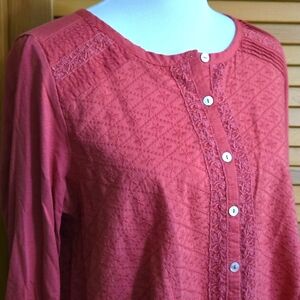 Women's Pink Button-Up Top